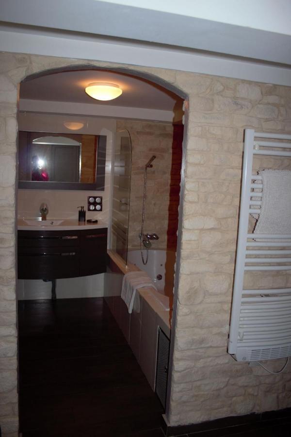 Clot De Felines Chambre Spacieuse Hotell Entrevaux Exteriör bild